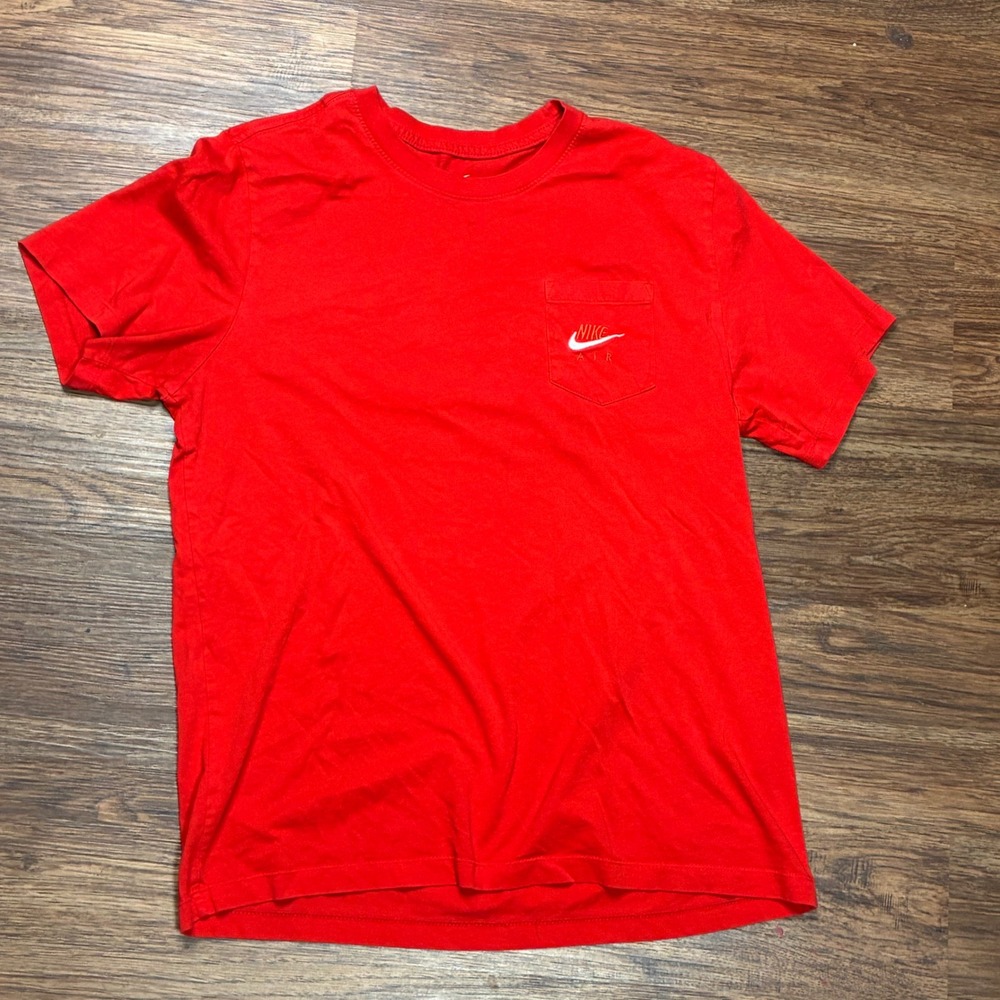 Nike Air Pocket T Shirt Mens L Red Swoosh Spellout Back Graphic DB5839-657